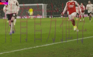 对重伤球员施暴！阿森纳红星遭狂喷：可耻逃红 利物浦全队该揍他